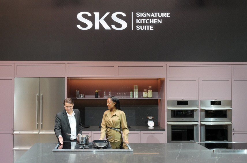 The newly introduced lineup of the ultra-premium built-in appliance brand 'SKS' is shown for the first time