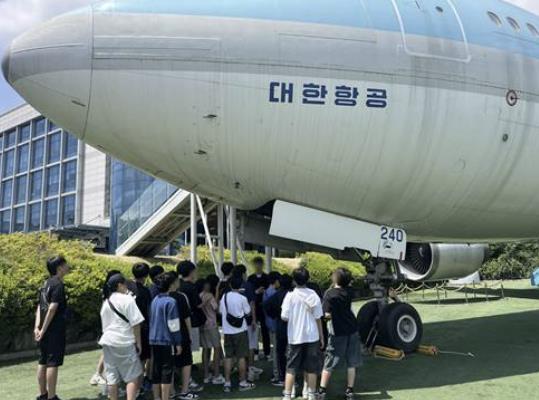航空宇宙キャリアキャンプの様子