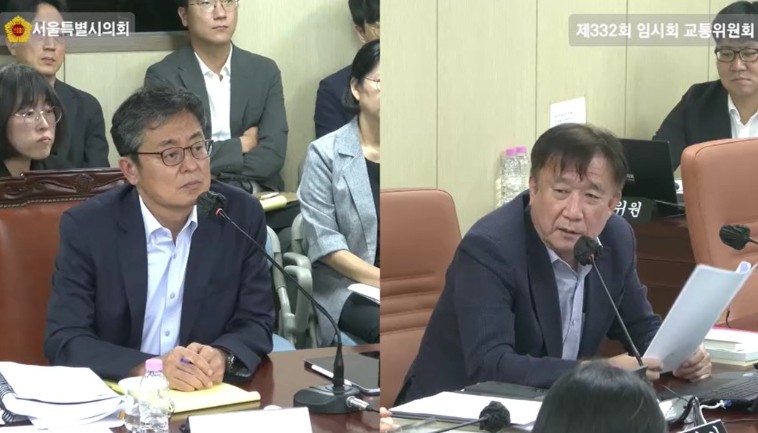 경기문 의원(국민의힘·강서6)이 21일 교통위원회 회의실에서 여장권 교통실장에게 서울시 교통정책현안에 대해 질의하고 있다. (사진=서울특별시의회)
