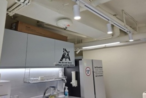 Strengthening fire prevention facilities in capsule-style accommodation (automatic spreading fire extinguisher) / Source: Seoul Metropolitan Government