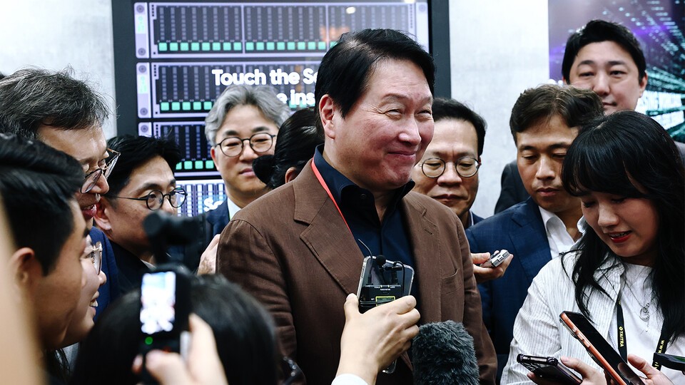 최태원 SK그룹 회장이 30일 SK하이닉스 보통주 3620주를 장내매수했다. (사진=SK하이닉스)