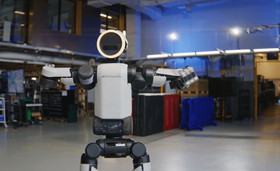現代自動車グループはヒューマノイドロボット『Atlas』の生産現場投入を進めている。(写真=ボストン・ダイナミクスYouTube)