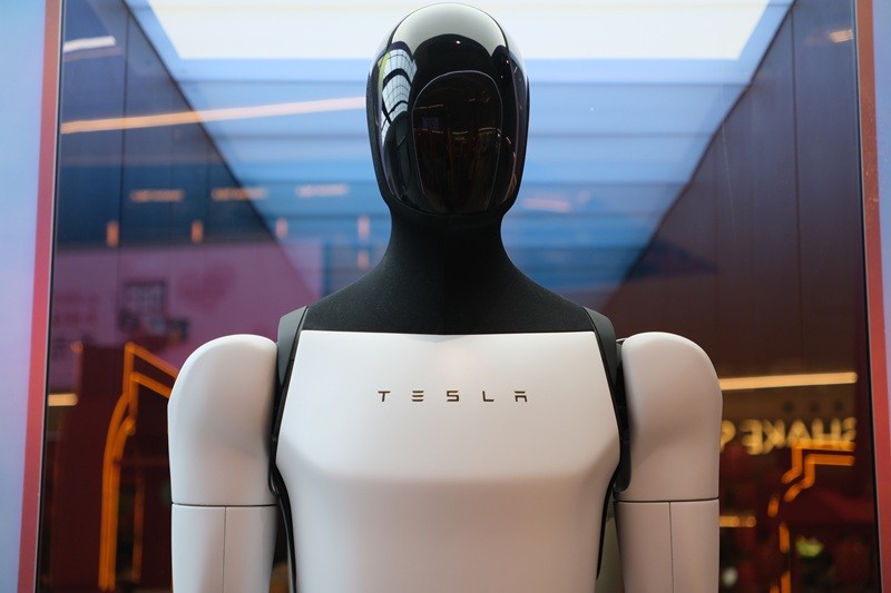xAIのジャケットを着ているイーロン・マスク（写真提供＝xAI）