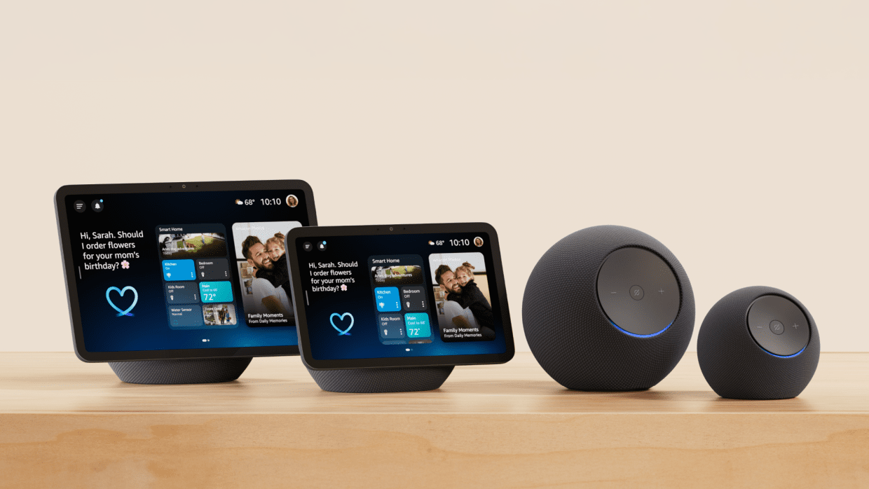 Amazonが公開した次世代Echo製品群。左からEcho Show 11、Echo Show 8、Echo Studio、Echo Dot Max