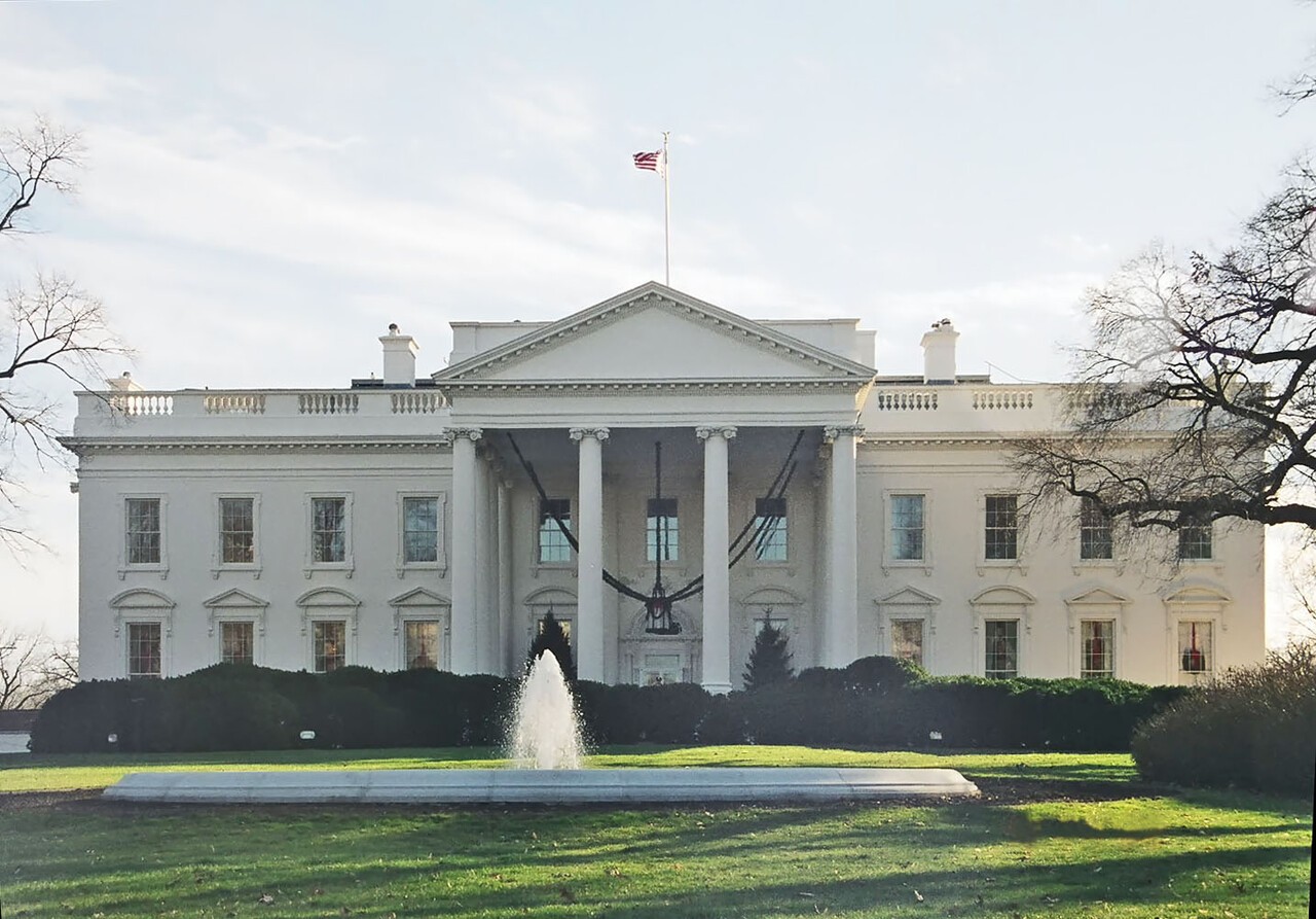 米ワシントンD.C.のホワイトハウス。アップルとエヌビディアが、ドナルド・トランプ大統領のホワイトハウス宴会場建設事業にそれぞれ2,500万ドルを寄付したことが確認された。（写真：ウィキメディア・コモンズ）